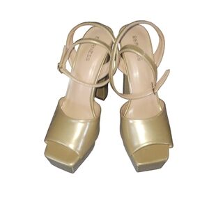 Berness Giselle Gold Patent 5" Platform Glossy Patent Women's Block Heels 8.5